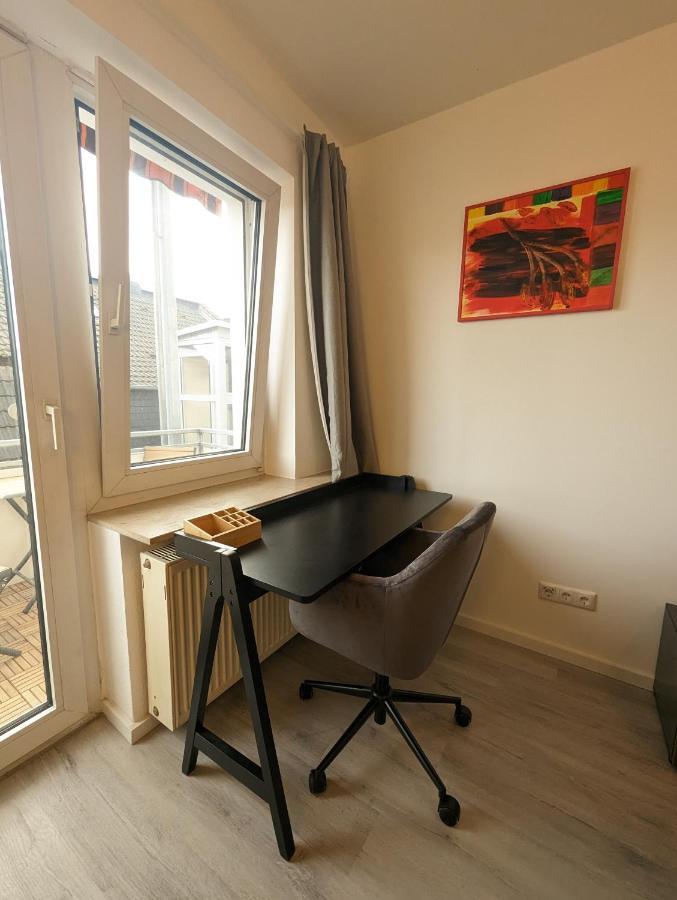 Gemuetliche Zimmer Im Herzen Der Stadt Em-Apartments Deutschland Bielefeld Esterno foto