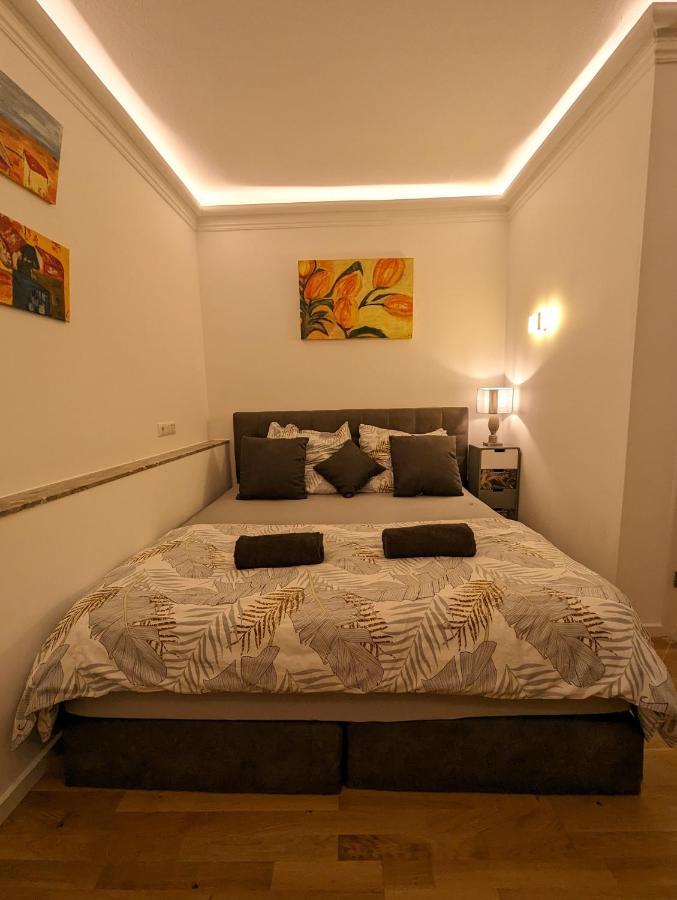 Gemuetliche Zimmer Im Herzen Der Stadt Em-Apartments Deutschland Bielefeld Esterno foto